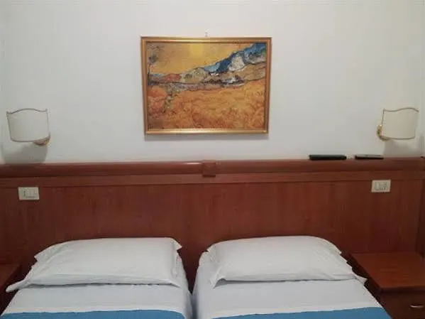 Art Mary בית הארחה רומא
